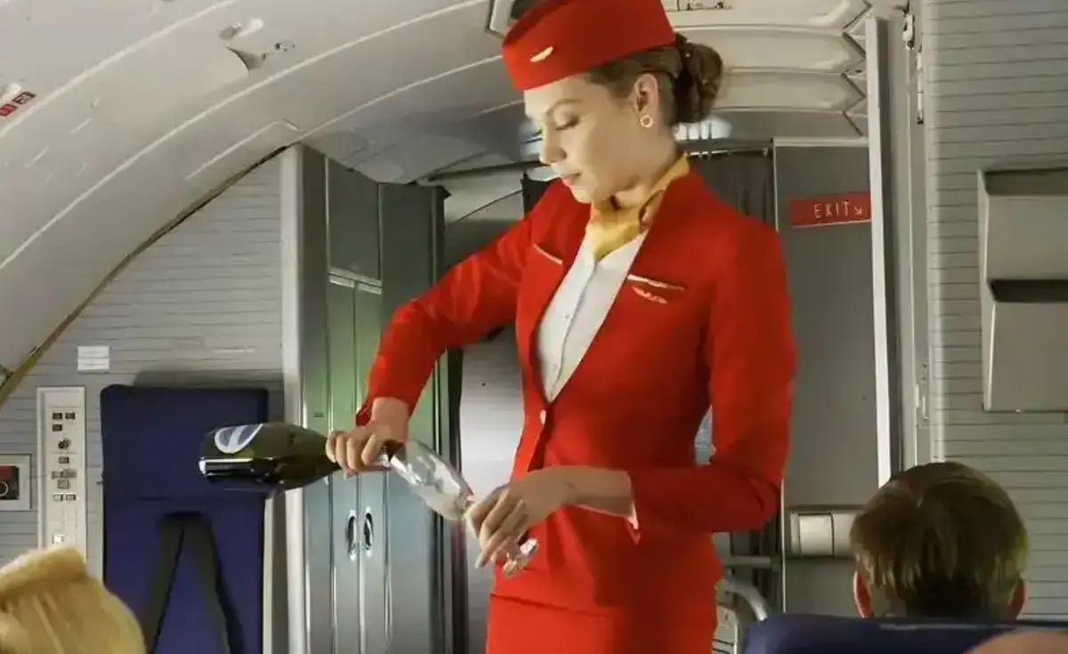 法版高清《法国空乘4》高清免费在线观看完整版全集_《法国空乘4》未删减版免费高清全集完整版免费在线观看_法国电影《法国空乘4》-VS影视网_《法国空乘4》免费无删减在线观看1080P_策驰影院