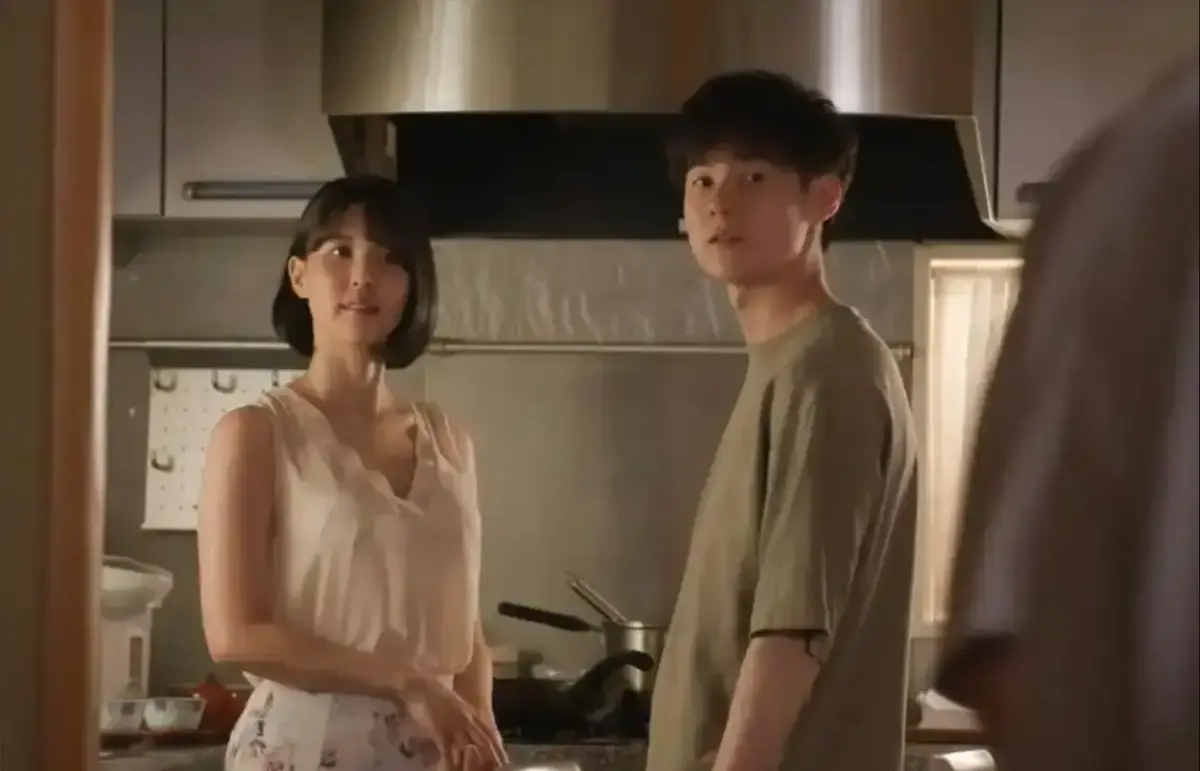 《漂亮的女邻居5》HD修复国语中字满天星超清完整版-韩国电影在线观看-邻家日常泛起心动涟漪-飞牛影视2026热映