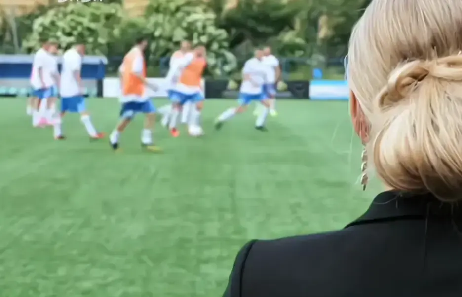 法国电影《Footballers'Moms》足球队的女老板们高清完整版免费在线观看-足球女老板Footballers'Moms全集资源