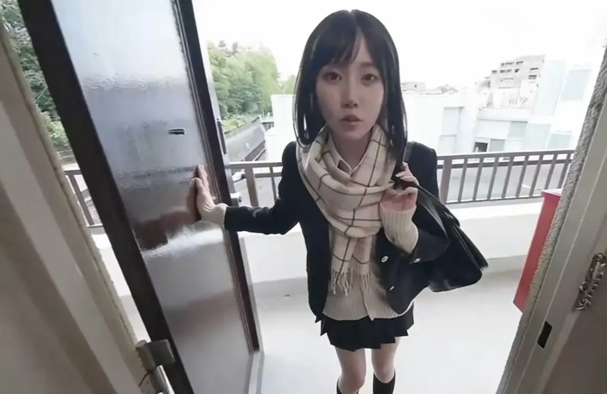 《泡在我家的辣妹-真人版》全集免费在线观看-《泡在我家的辣妹》真人版HD1080P高清无删减完整版-支持手机无广告播放与网盘下载